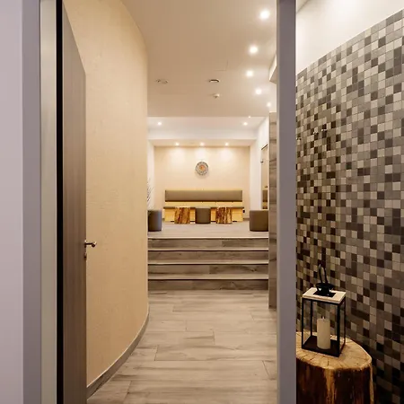 Backboard - Haustierfreundliche Mit Nordbalkon Fuer Bis Zu 3 Personen * Wustrow (Fischland)